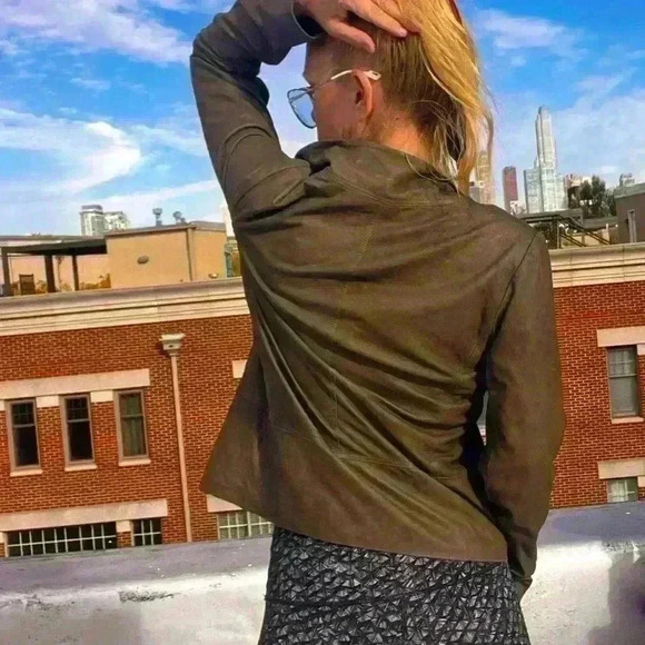 VINCE Scuba Asymmetrical Lambskin Leather green khaki suede Jacket Size large - Picture 3 of 16